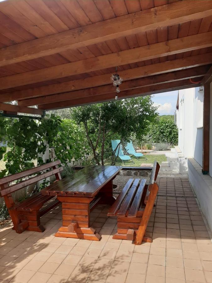 Apartment Maslina Biograd Na Moru Exterior foto