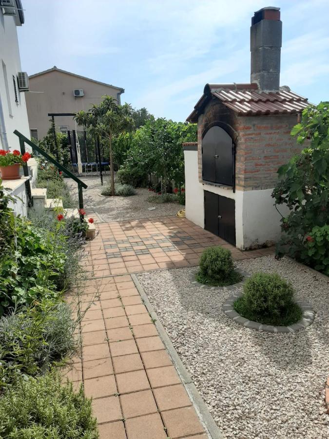 Apartment Maslina Biograd Na Moru Exterior foto